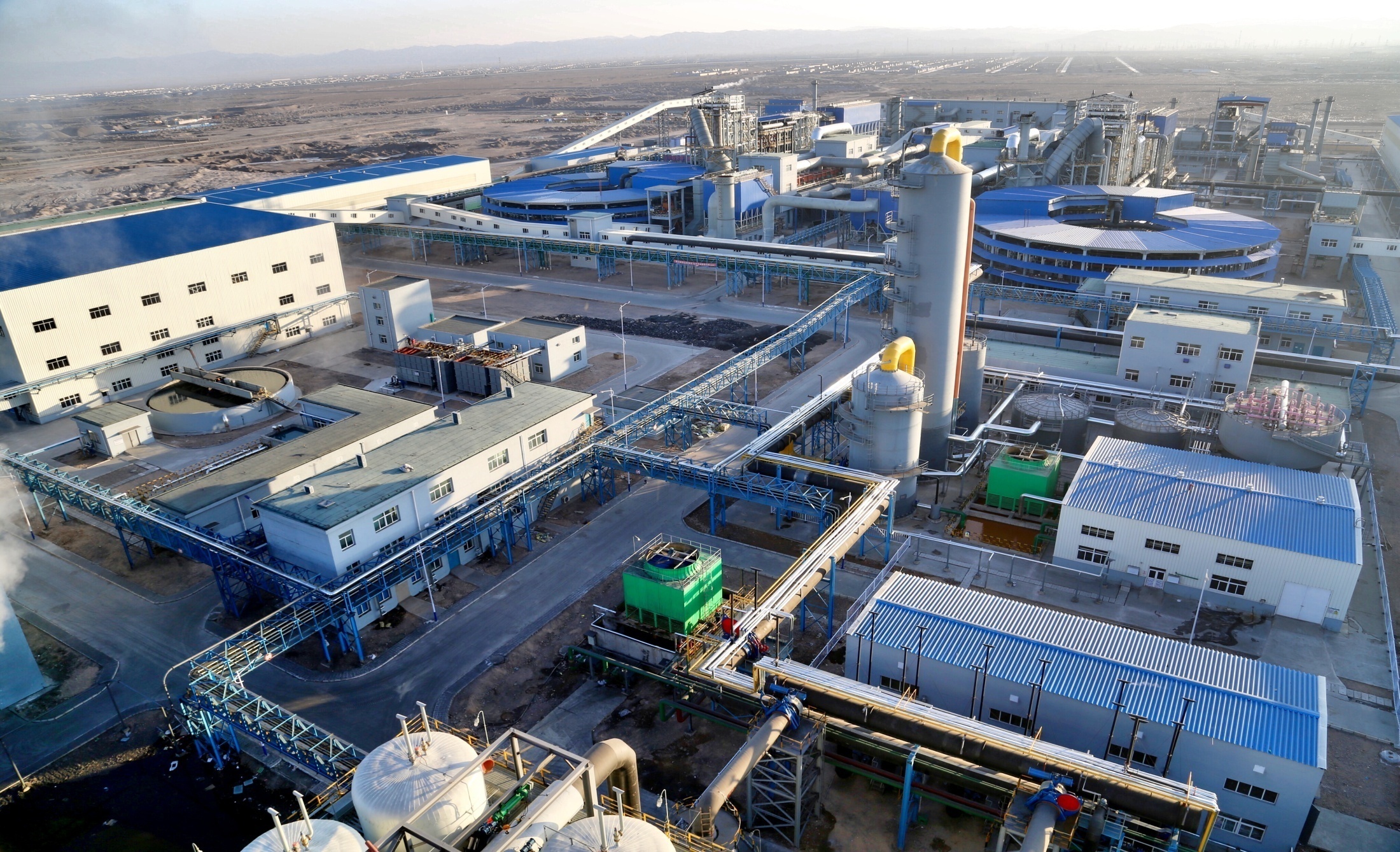 Aerial view of an industrial direct-reduction plant
